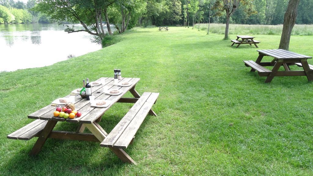 Terre D'histoire - Baignade - Canoe - Piste Cyclable A 100 M