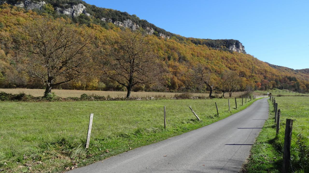 Terre D'histoire - Baignade - Canoe - Piste Cyclable A 100 M *